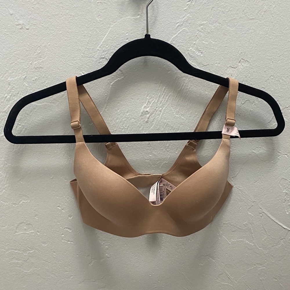 Seamless Nude T-Shirt Bra - Women's Intimates